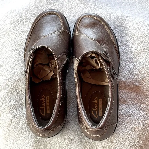 NWOT Women’s Clark metallic bronze or gold  Ashland Lane Slip On Shoes, Size 5 M