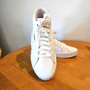 NWOT's! - PUMA - White  Cali Star Mid Womens Sneaker - Size 8.5