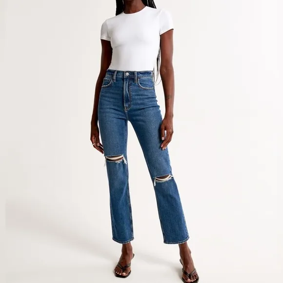 NWT ABERCROMBIE &amp; FITCH  Comfort StretchUltra High Rise Ankle Straight Jean 26