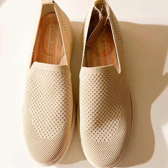 NWT Born Patton Slip-On Shoes