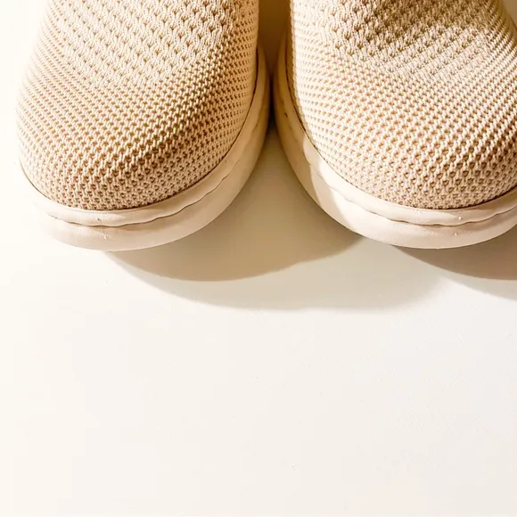 NWT Born Patton Slip-On Shoes