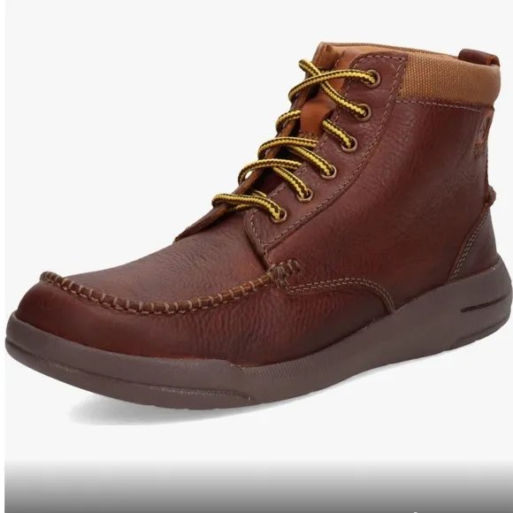 NWT Clark’s Leather Boots