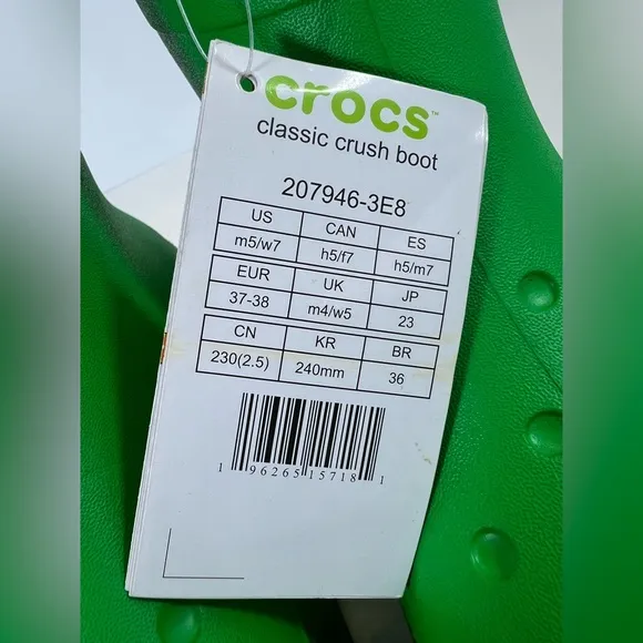 NWT - CROCS Unisex Crush Rain Boots in Green NO BOX