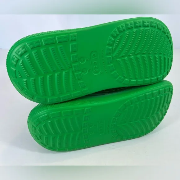 NWT - CROCS Unisex Crush Rain Boots in Green NO BOX