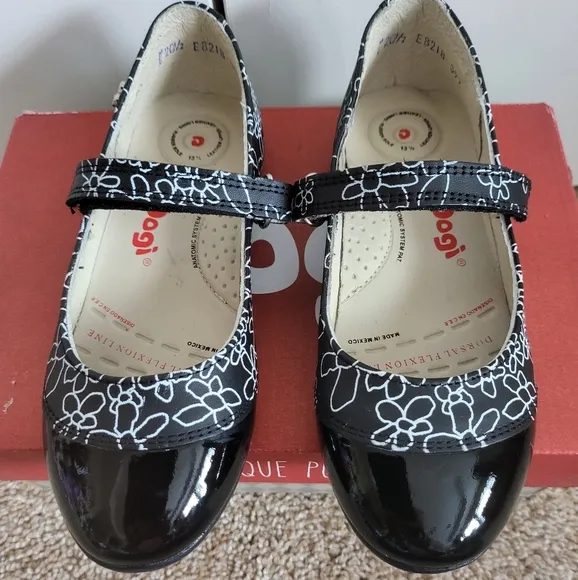 ♥️NWT♥️ DOGGI GIRLS LEATHER DRESS SHOES