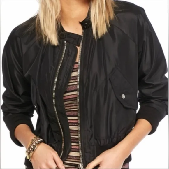 NWT [Free People] Midnight Black Full-Zip Bomber Jacket Women’s Size Large