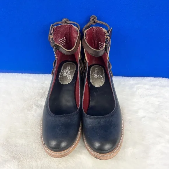 •NWT |•FREEBIRD BY STEVEN•| 'Marlon' Mary Jane Navy Blue Croc Shoes Size 10