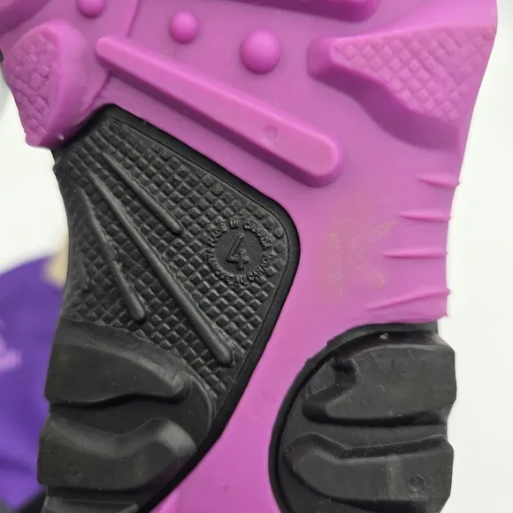 NWT Kamik Waterbug 5 Snow Boots, Purple, Kids' Size 4