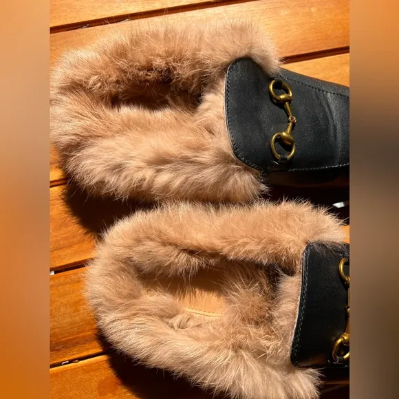 NWT Leather and rabbit fur mules shoes Size 8