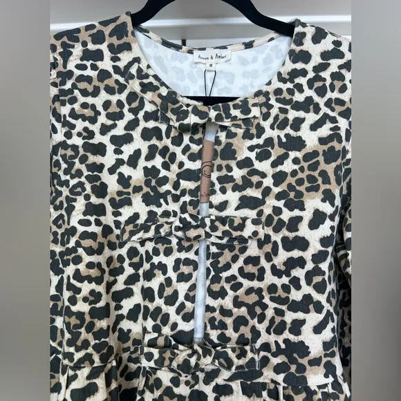NWT Leopard Boho Print Peplum Mini Dress Tie Front Puff Sleeves Size Small