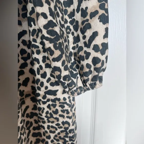 NWT Leopard Boho Print Peplum Mini Dress Tie Front Puff Sleeves Size Small