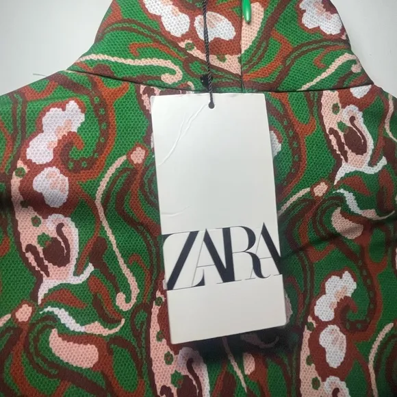 🆕💚NWT Long Sleeve Zara Dress Green Print Side Slit Vintage Mod Style ❤️‍🔥