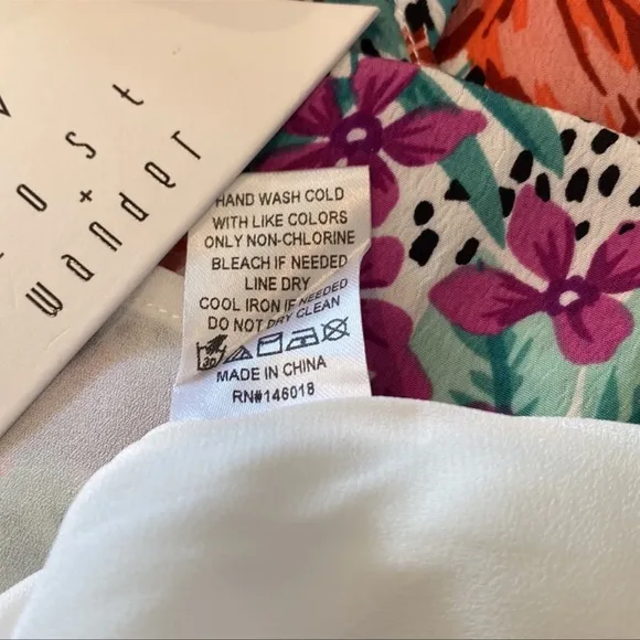 NWT Lost &amp; Wander Flower Power Skirt