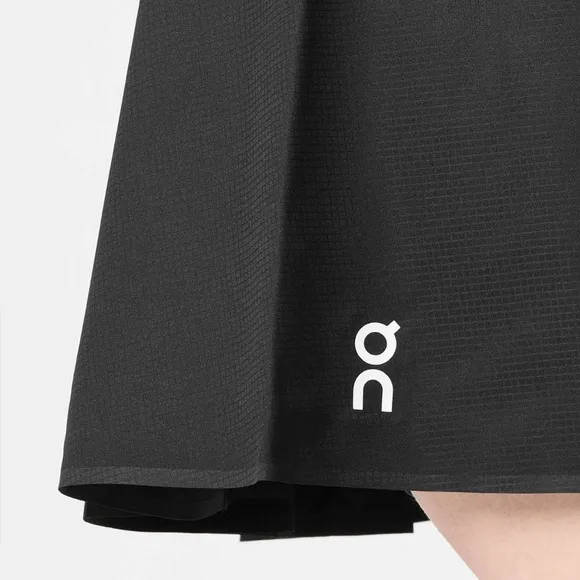 NWT [On Running] Court Pleated Athletic Tennis Skirt Skort in Black Women’s XXL