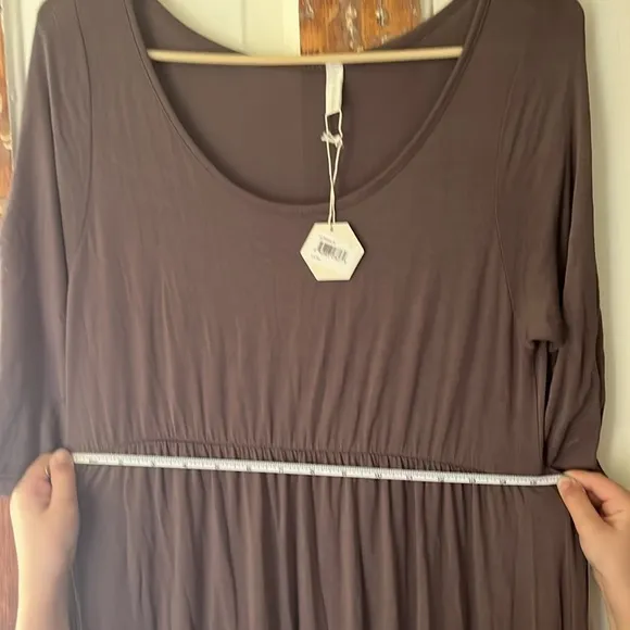 NWT Pink Blush 3/4 Mocha Brown Maxi Dress and maternity dress