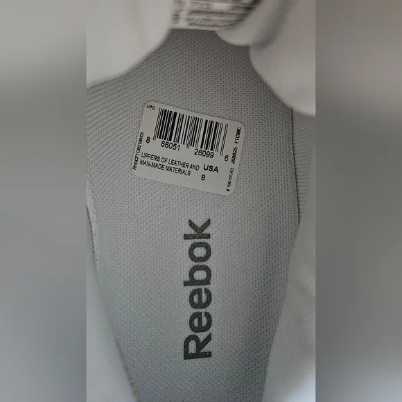 NWT Reebok Walking Shoes