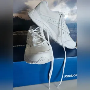 NWT Reebok Walking Shoes