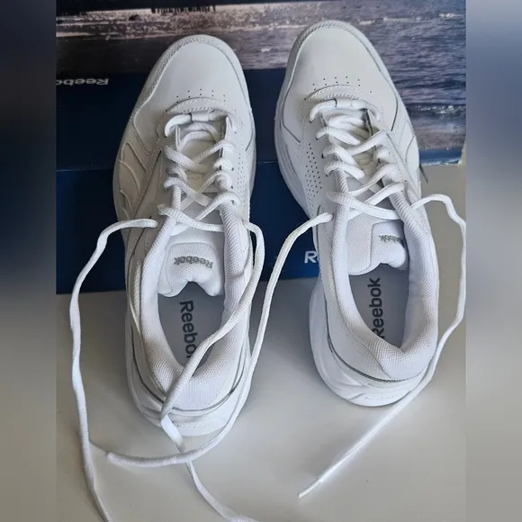 NWT Reebok Walking Shoes