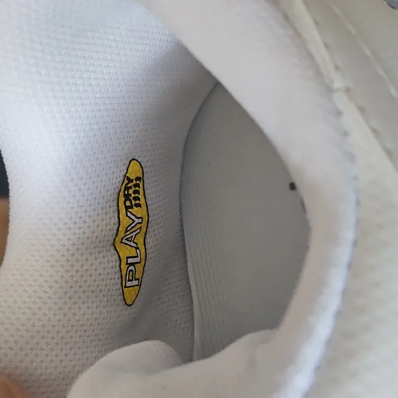 NWT Reebok Walking Shoes
