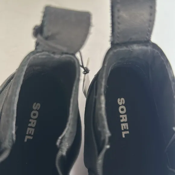 NWT Sorel Emelie Chelsea bootie black genuine waterproof leather ankle boots 7.5