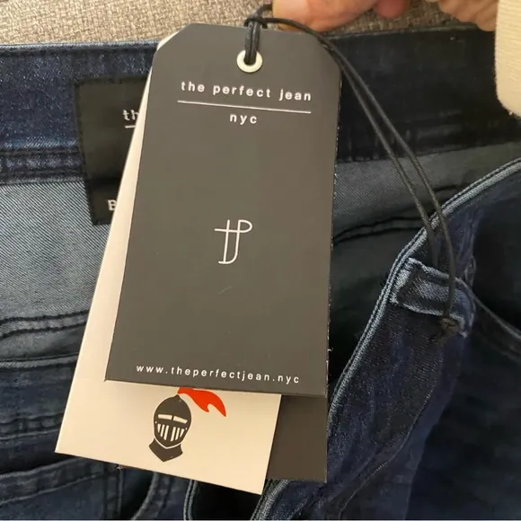 NWT The Perfect Jean NYC Bootcut OG Stretch Knight Dark Blue Sz 38 X 30