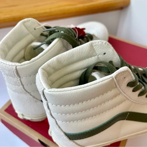 NWT Vans Sk8 Hi Leather Sneakers in Vintage Pop - Marshmallow Turtledove shoes