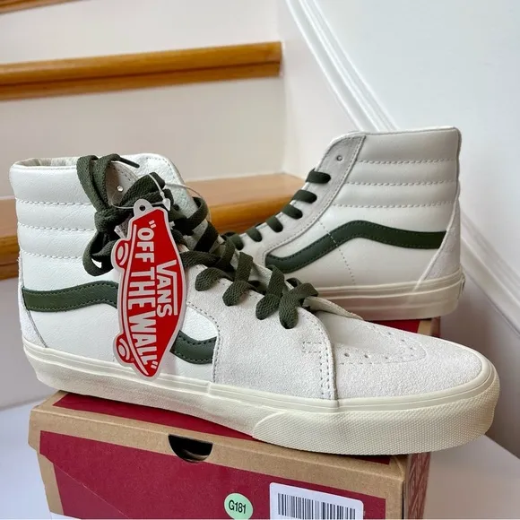 NWT Vans Sk8 Hi Leather Sneakers in Vintage Pop - Marshmallow Turtledove shoes