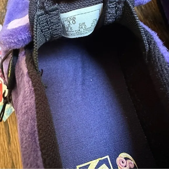 NWT Vans x Sailor Moon Classic Slip On Shoes Purple Faux Fur