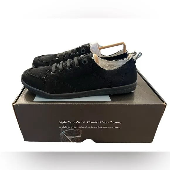 NWT Vionic Beach Women’s Pismo Casual Sneakers in Black Denim in size 10