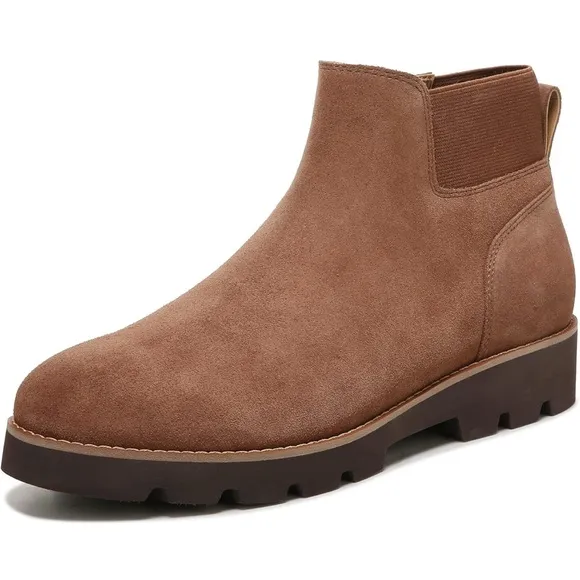 NWT Vionic Charm Brionie Chelsea  Ankle Boots That Include Three-Zone Comfort