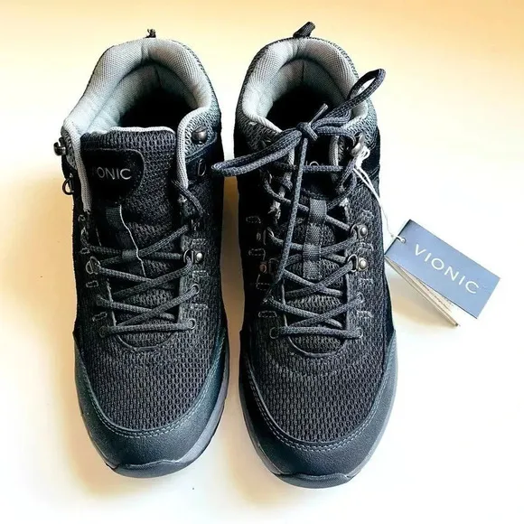 NWT Vionic Cypress Womens Hiking Leather Boots