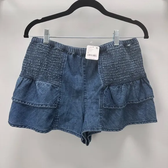 NWT We The Free Alani Pull-On Chambray Shorts: Barrier Reef Blue Size Medium