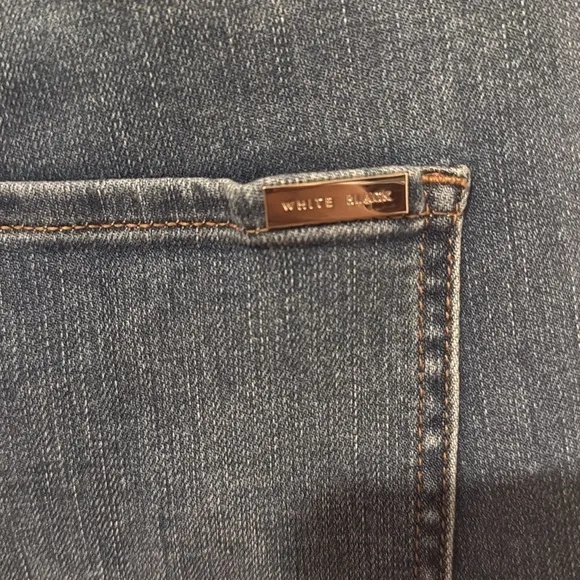 NWT White House Black Market Skinny Flare High Rise Everyday Soft Denim Jean 14L