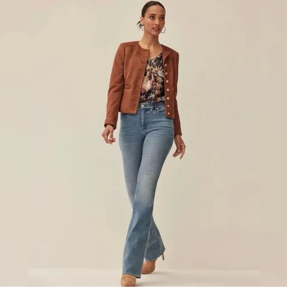 NWT White House Black Market Skinny Flare High Rise Everyday Soft Denim Jean 14L