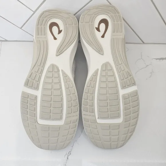 Olukai Kaholo Shoes Women's Size 10 Color Tapa NWT Athletic Breathable Support