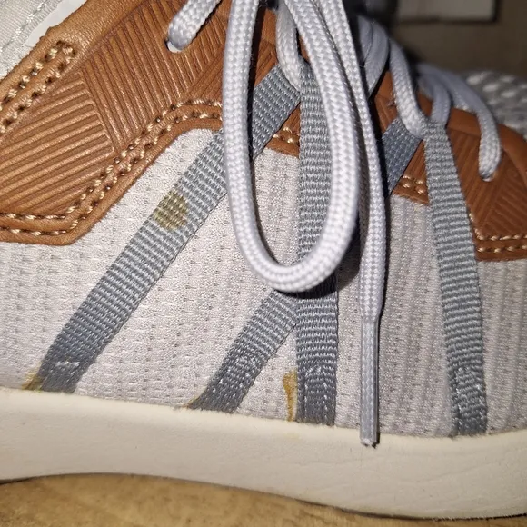 Olukai Men's Mio LI Gray and Brown Athletic Shoes In A Size 11.5. Pre-loved