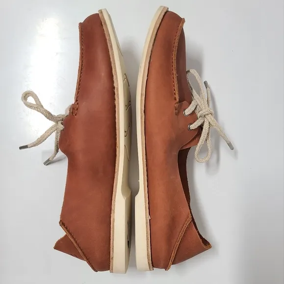 Olukai Moku Leather Boat Style Shoes #20276-3131 Women's Size 9¹½-10