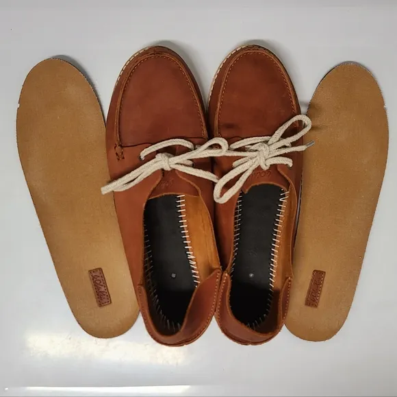 Olukai Moku Leather Boat Style Shoes #20276-3131 Women's Size 9¹½-10