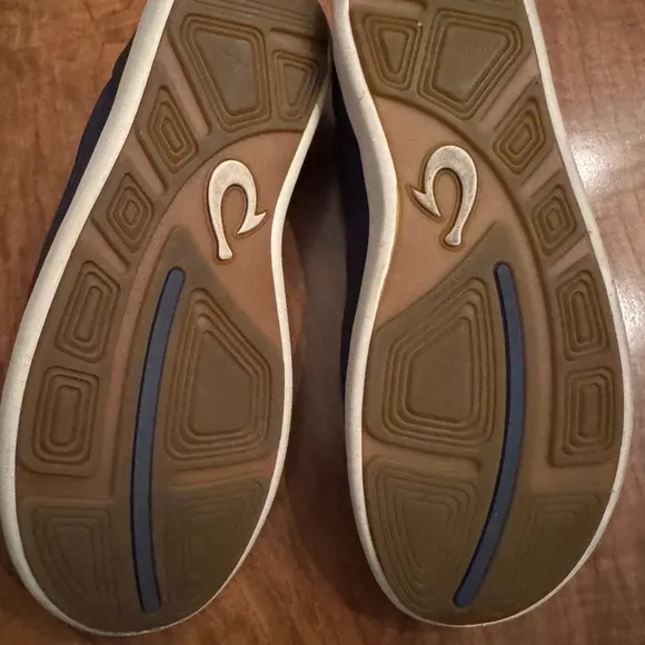 OluKai “Moku Pae” Men's Breathable Trench Blue / Off White Boat Shoes