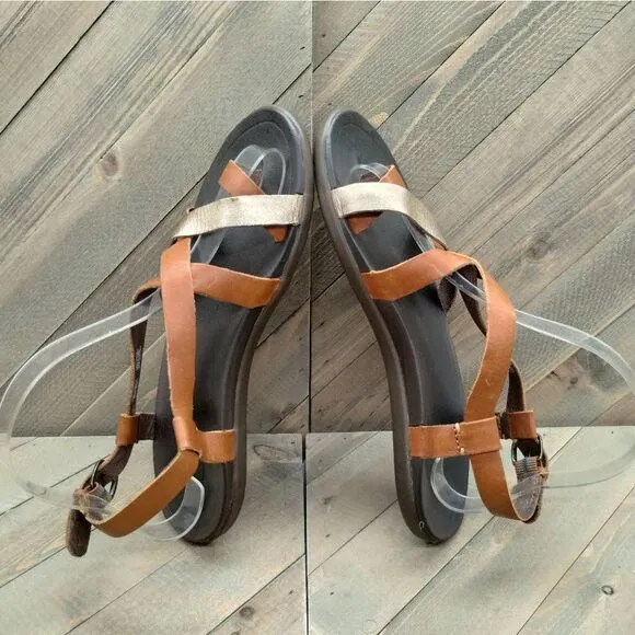 Olukai Upena Brown Gold Strappy Leather Sandals‎ Womens Size 7 Beach Hawaii
