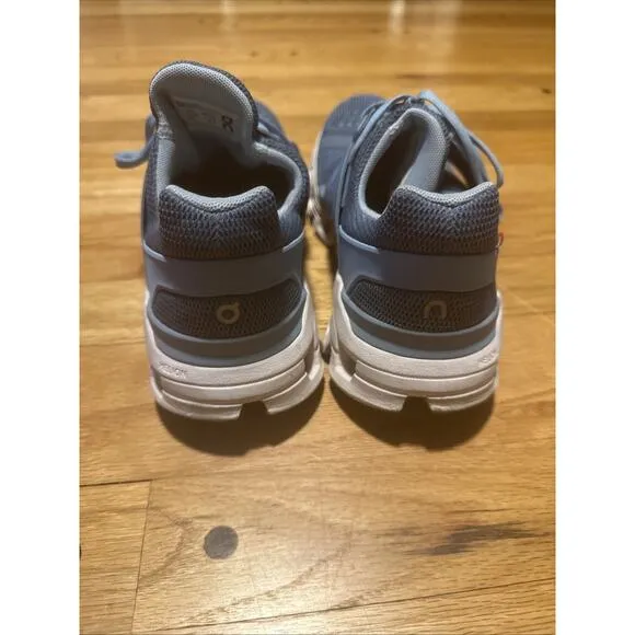 On Cloud Blue Sneakers &amp; Athletic Shoes Women's Size 8.5