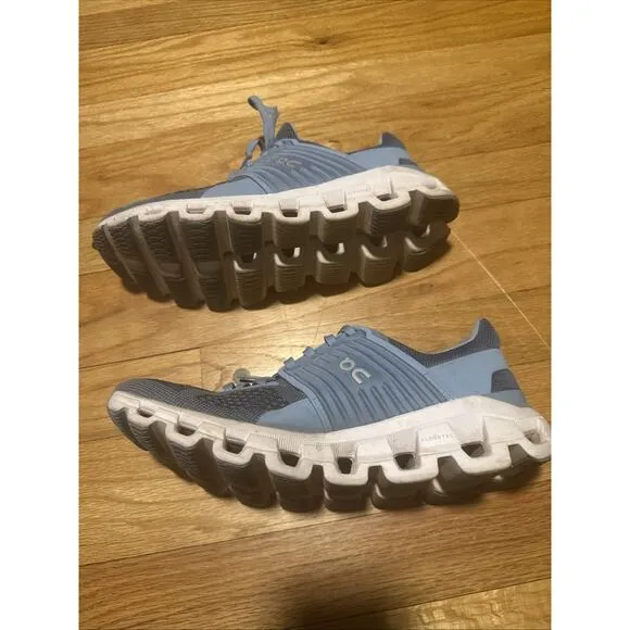 On Cloud Blue Sneakers &amp; Athletic Shoes Women's Size 8.5