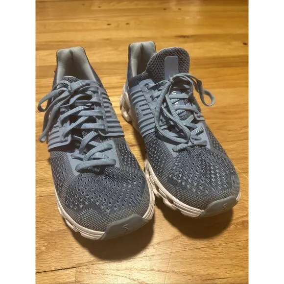 On Cloud Blue Sneakers &amp; Athletic Shoes Women's Size 8.5