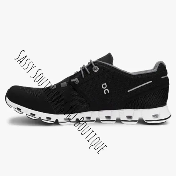 🆕⭐On Cloud Women's black and white running shoes