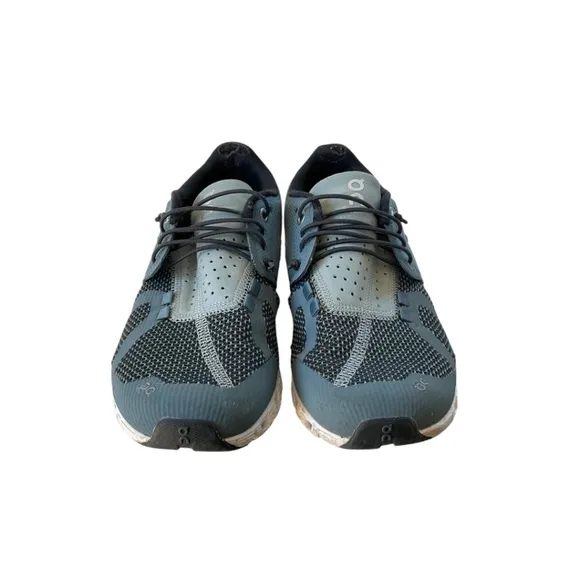 On Cloud Women's Sneakers in Tide/Magnet