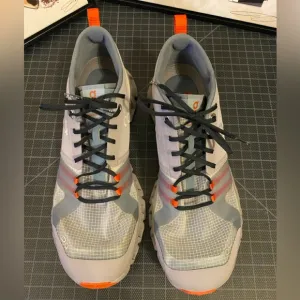 ON Cloud X Shift Alloy/Red size 10.5