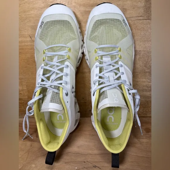 On Cloud X Shift LIGHTWEIGHT Womens Size 10 Running Shoes Sneakers White Acacia