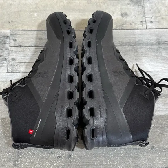 ON Cloudroam Waterproof Women’s Boots - Black/Eclipse - Sz - 9 .US