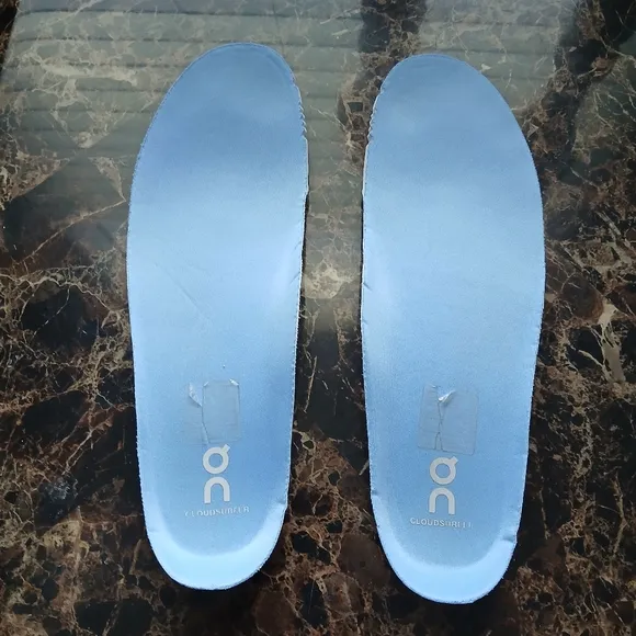 On CloudSurfer Comfort/Running/Medical Field Shoes Size 9.5 for Women