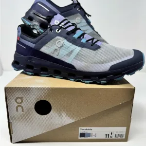 On Cloudvista Men’s Size 11D Trail/Walking Shoes Navy / Wash ••NEW IN BOX••